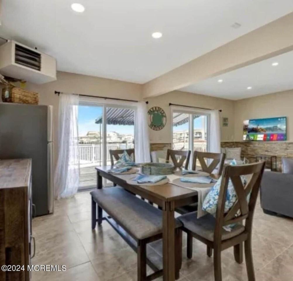 18 Harborside Dr E - Photo 6 of 26