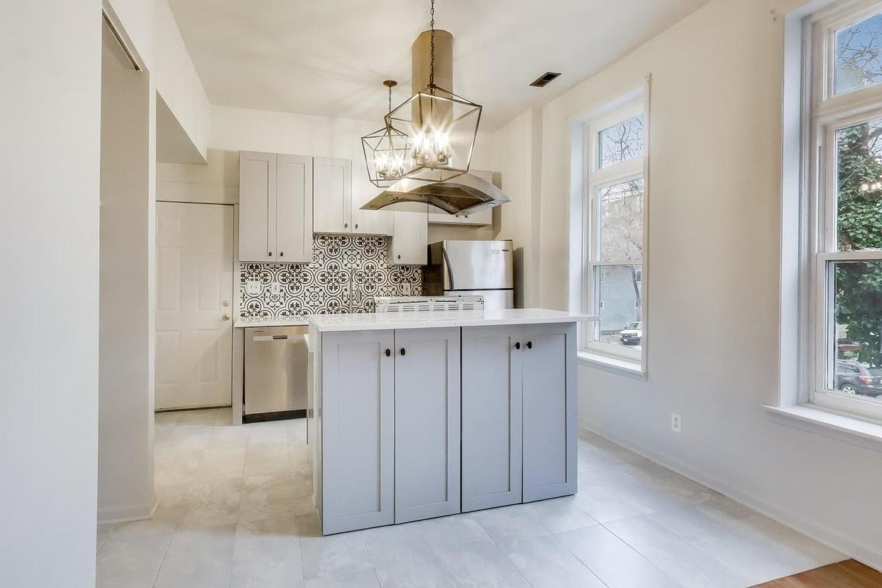 600 N May St Apt 2r #2R - Photo 3 of 19