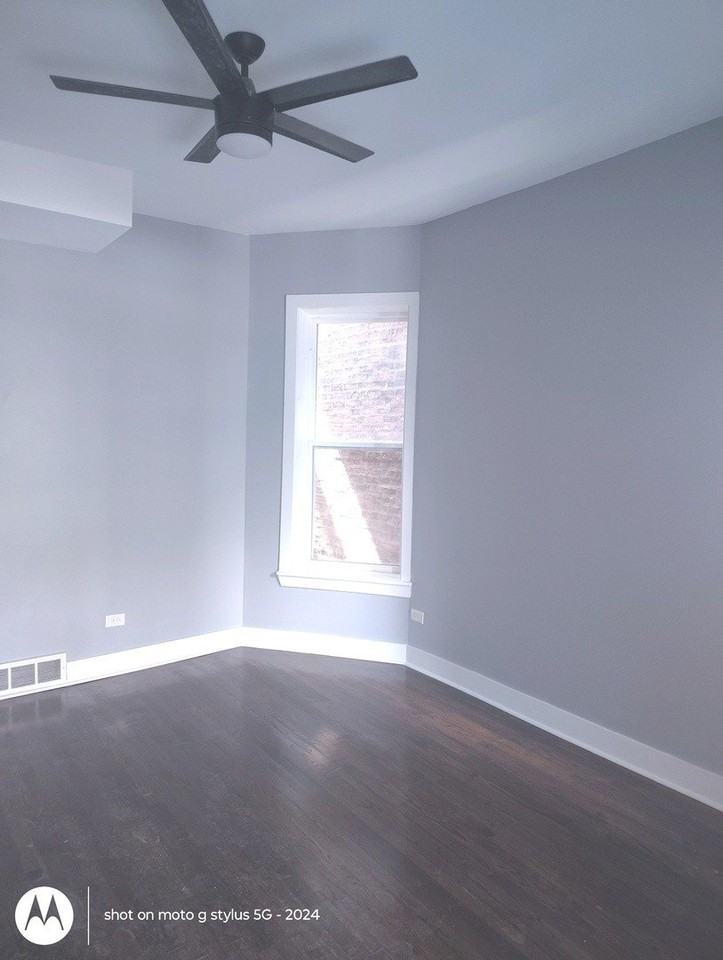 1661 S Homan Ave - Photo 6 of 11