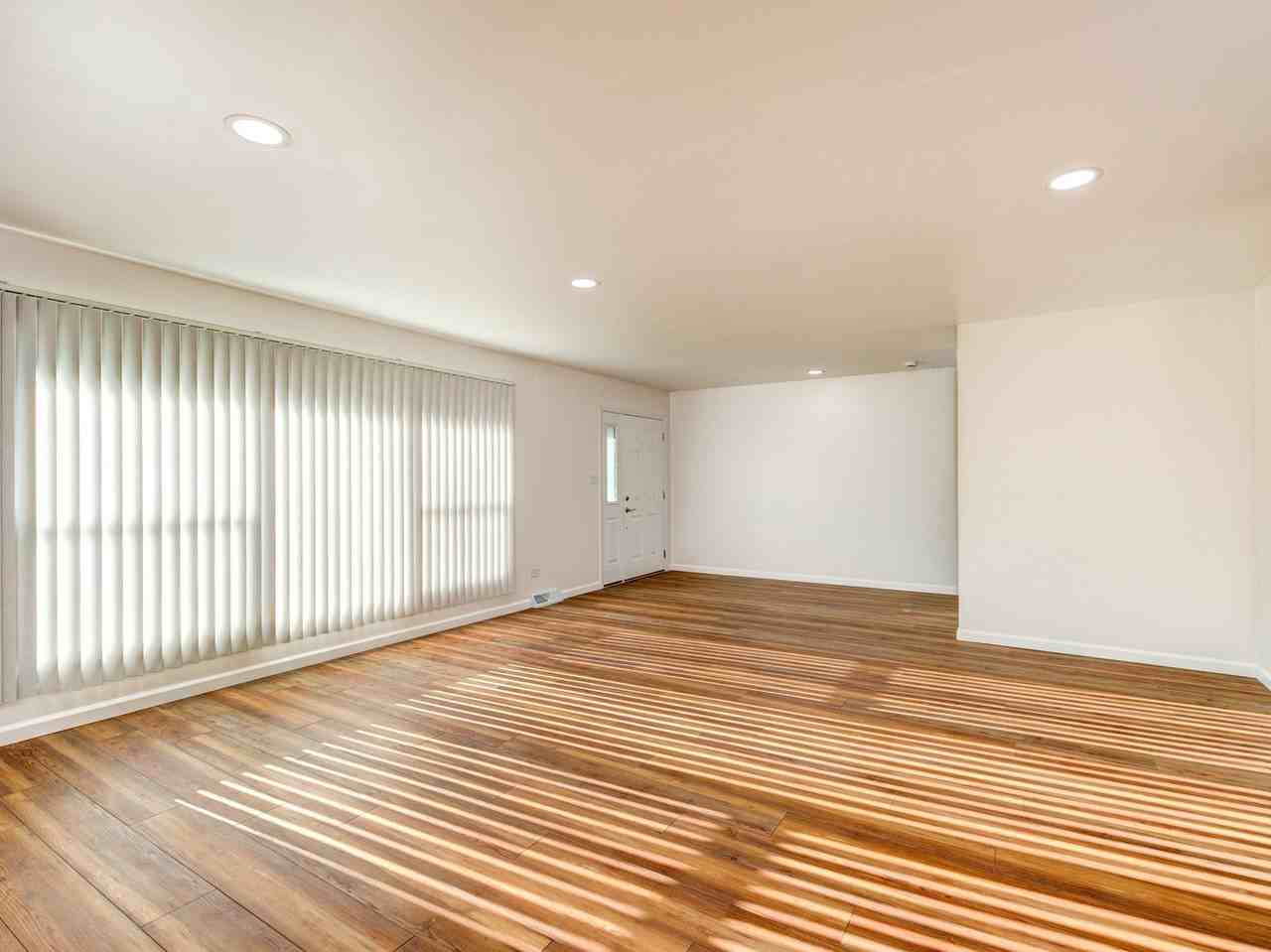 3316 Brookmeade Dr - Photo 3 of 17