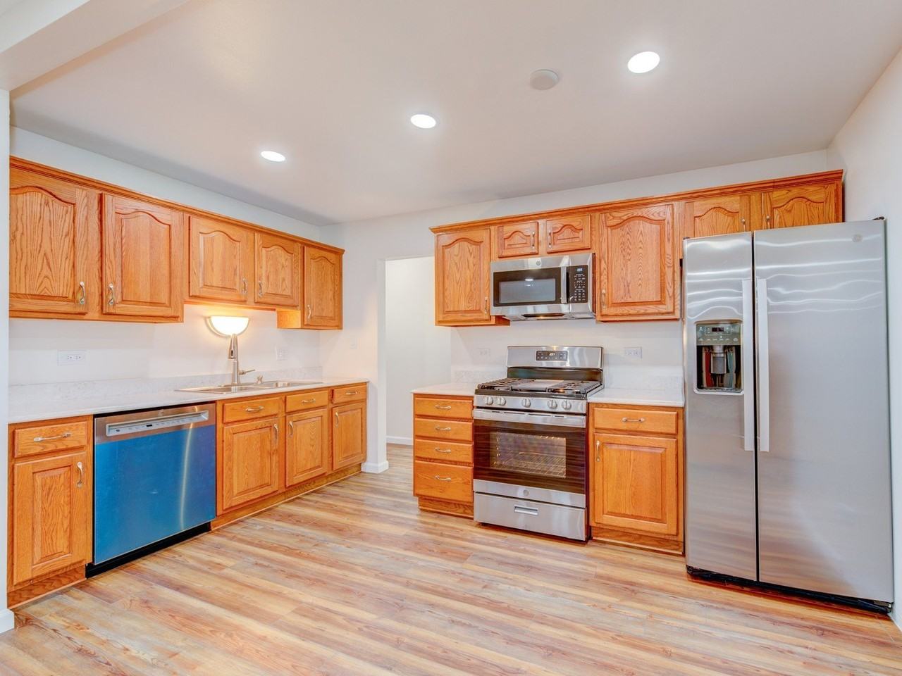 3316 Brookmeade Dr - Photo 5 of 17