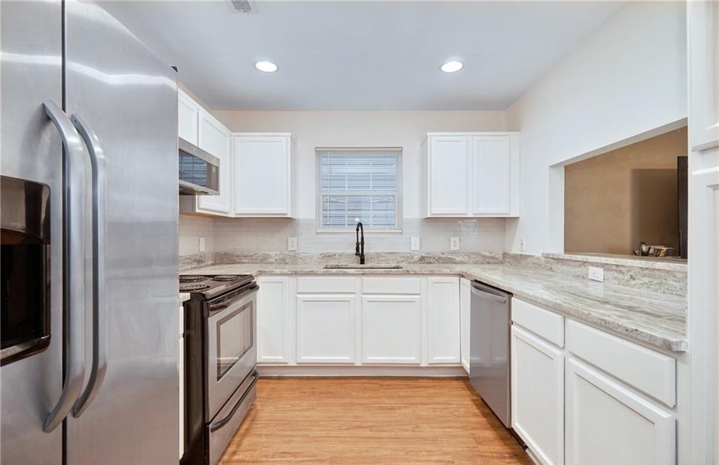 1466 Oliver Ave #1 - Photo 5 of 18