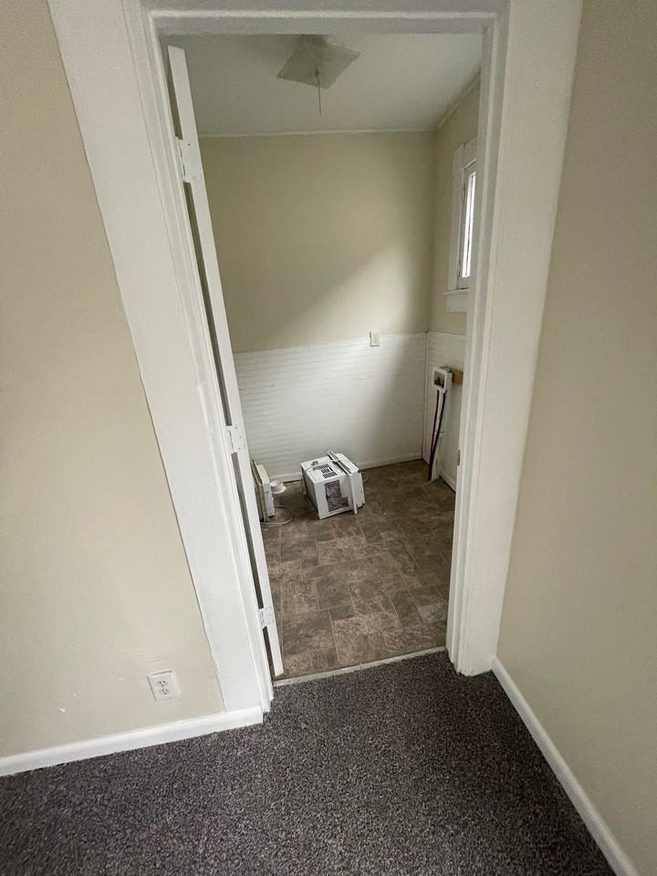 1502 Cedar St #1 - Photo 4 of 11