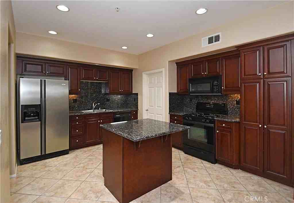 88 Stepping Stone - Photo 2 of 20