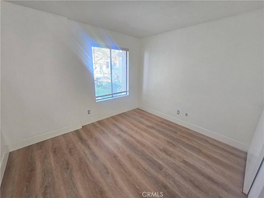 26422 Waterford Cir - Photo 7 of 18