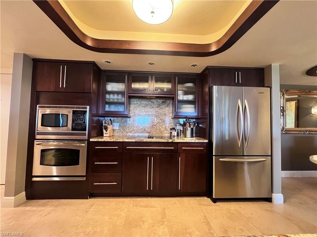 5601 Turtle Bay Dr Apt 602 #602 - Photo 4 of 25