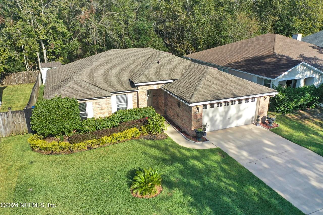 657 Mackenzie Cir - Photo 2 of 42