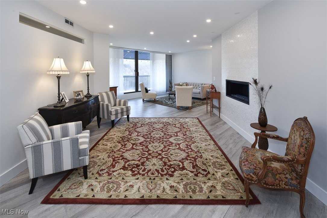 19000 Lake Rd - Photo 5 of 39