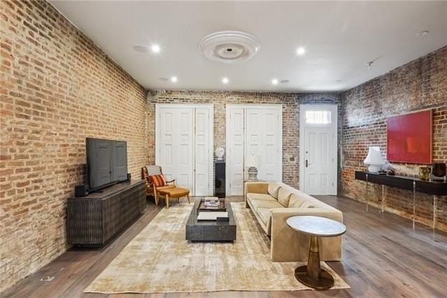 1132 Tchoupitoulas St - Photo 3 of 27