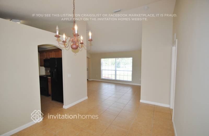 427 Biscayne Ave Nw - Photo 5 of 23