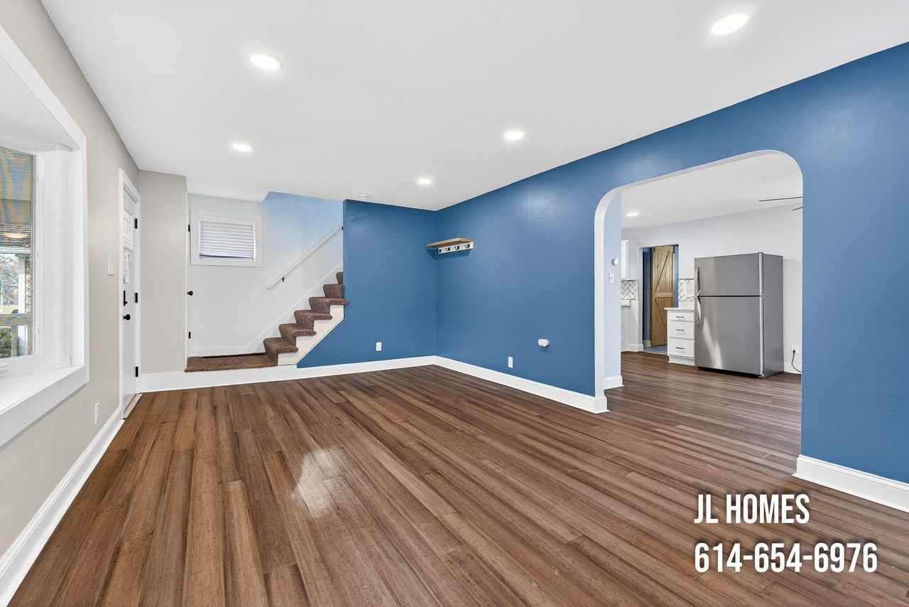 512 Larcomb Ave #1 - Photo 4 of 28