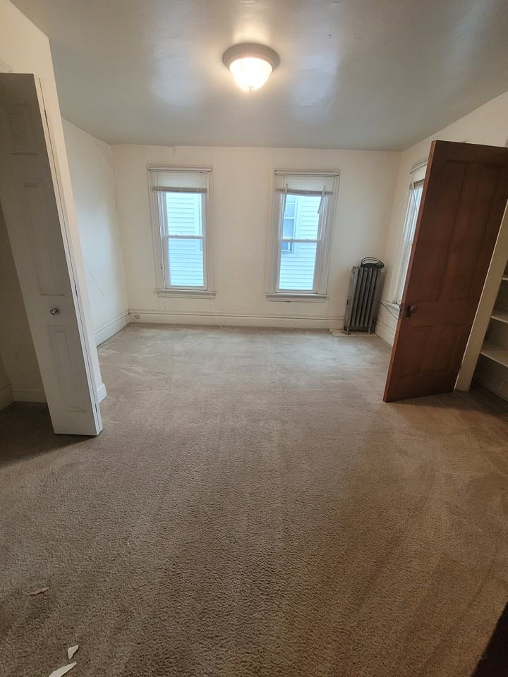 225 Pleasant Street #2 - Photo 4 of 9