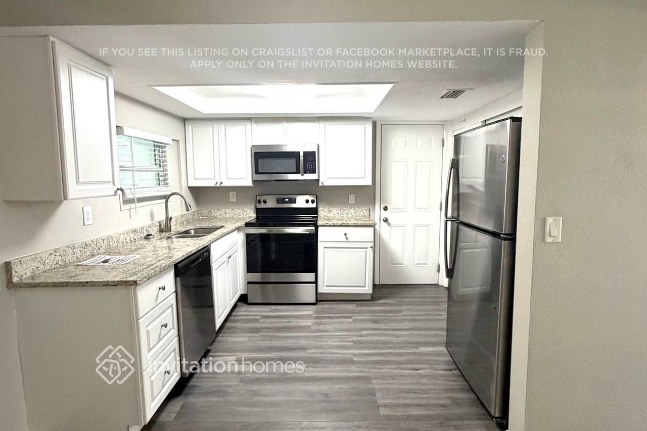 3306 Brookfield Dr - Photo 5 of 16