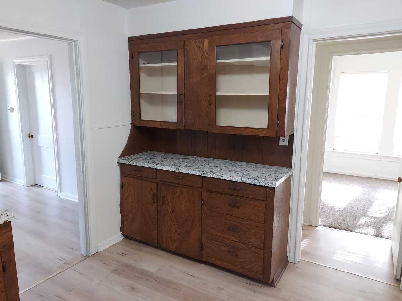 712 S 10th 1/2 St #1 - Photo 5 of 21