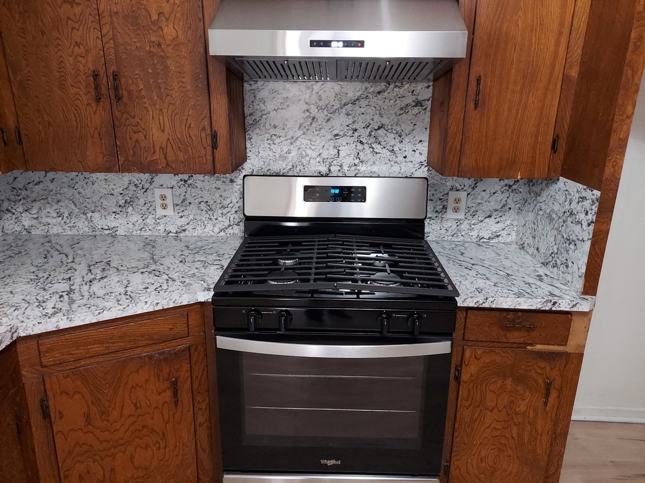 712 S 10th 1/2 St #1 - Photo 6 of 21