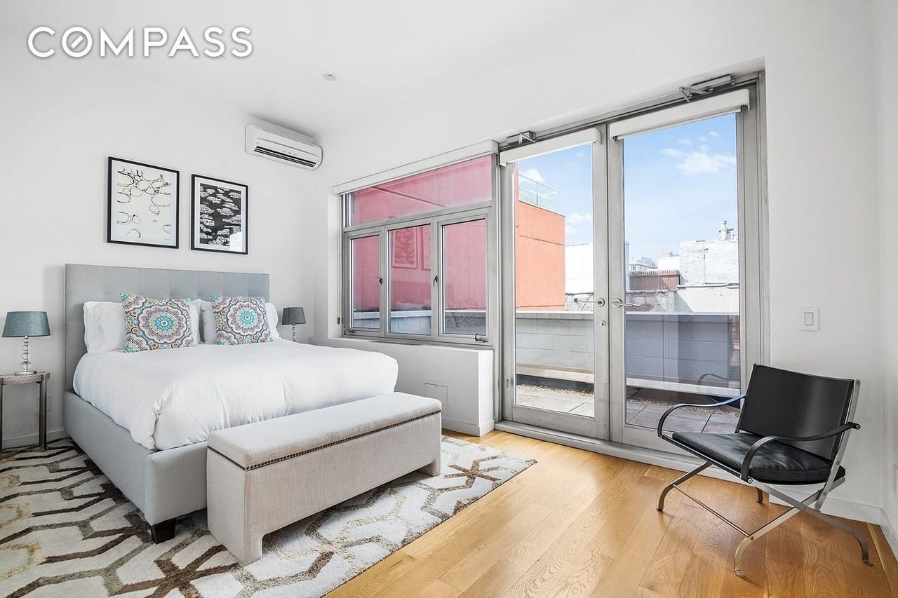 29 Prince St #PH - Photo 6 of 11