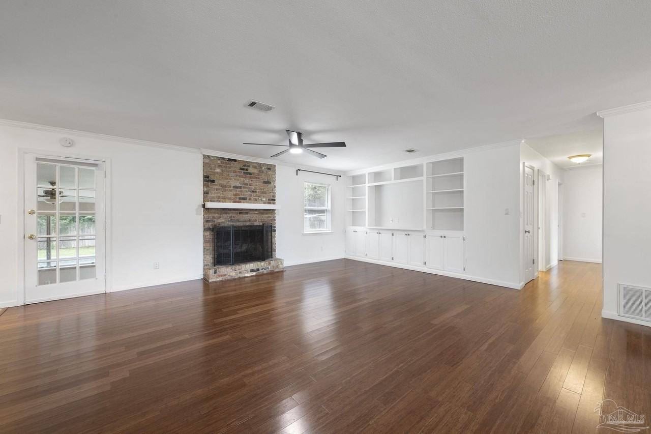 6269 Confederate Dr - Photo 6 of 28