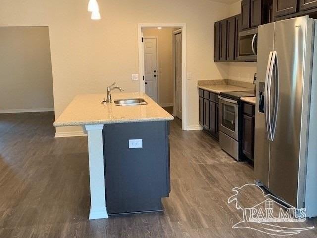 5117 Peach Dr - Photo 3 of 15