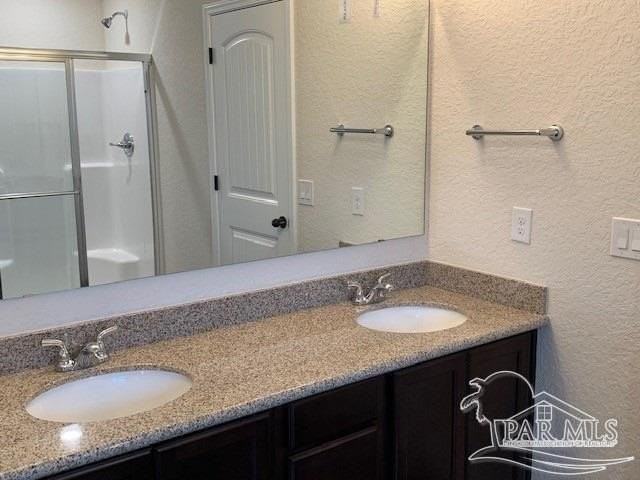 5117 Peach Dr - Photo 4 of 15