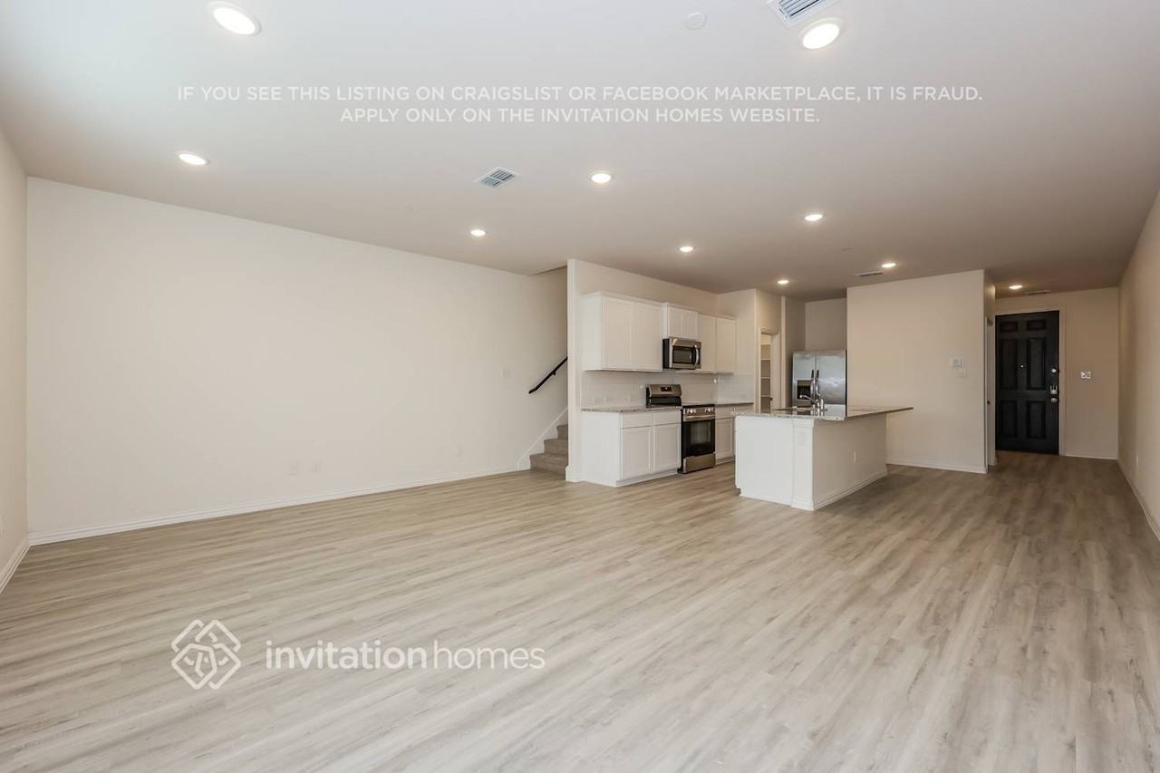 760 Bonnet Trl - Photo 4 of 15