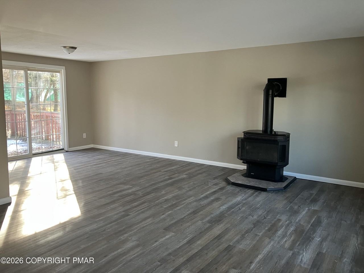 82 Shortridge Rd - Photo 2 of 10