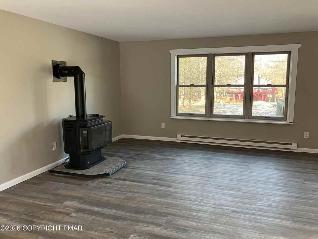 82 Shortridge Rd - Photo 4 of 10