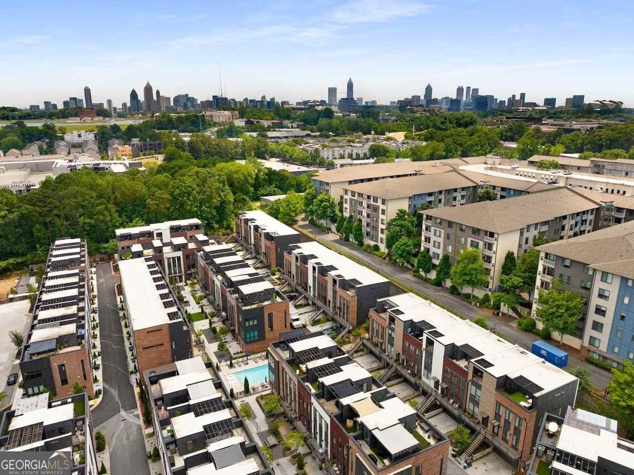 1300 Chelsea Cir Nw - Photo 7 of 47