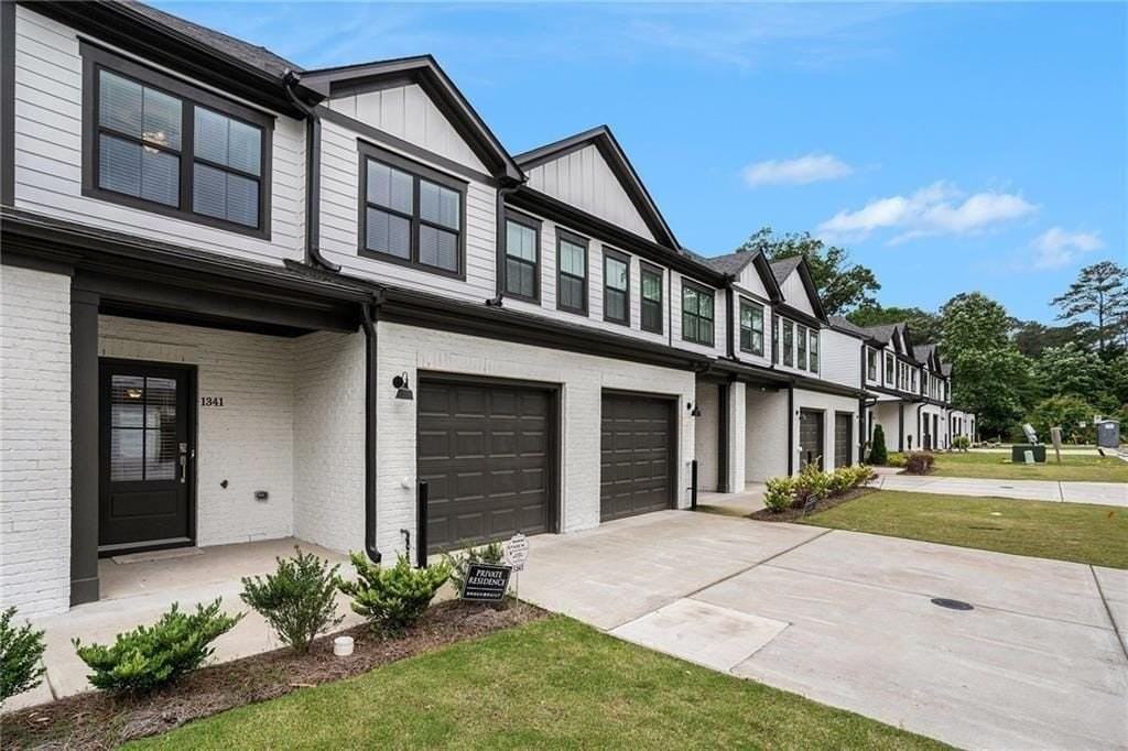 1341 Parc Bench Rd Se - Photo 2 of 28