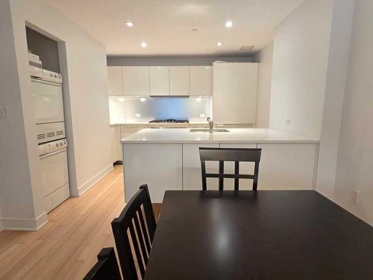 5 E 44th St #6A - Photo 3 of 7