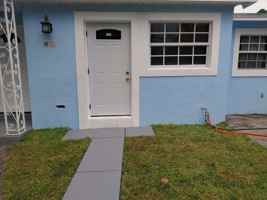 featured image of 785 Balfrey Dr S #B