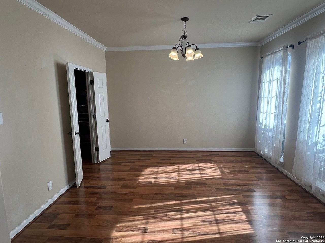 1607 Heavens Peak - Photo 4 of 32