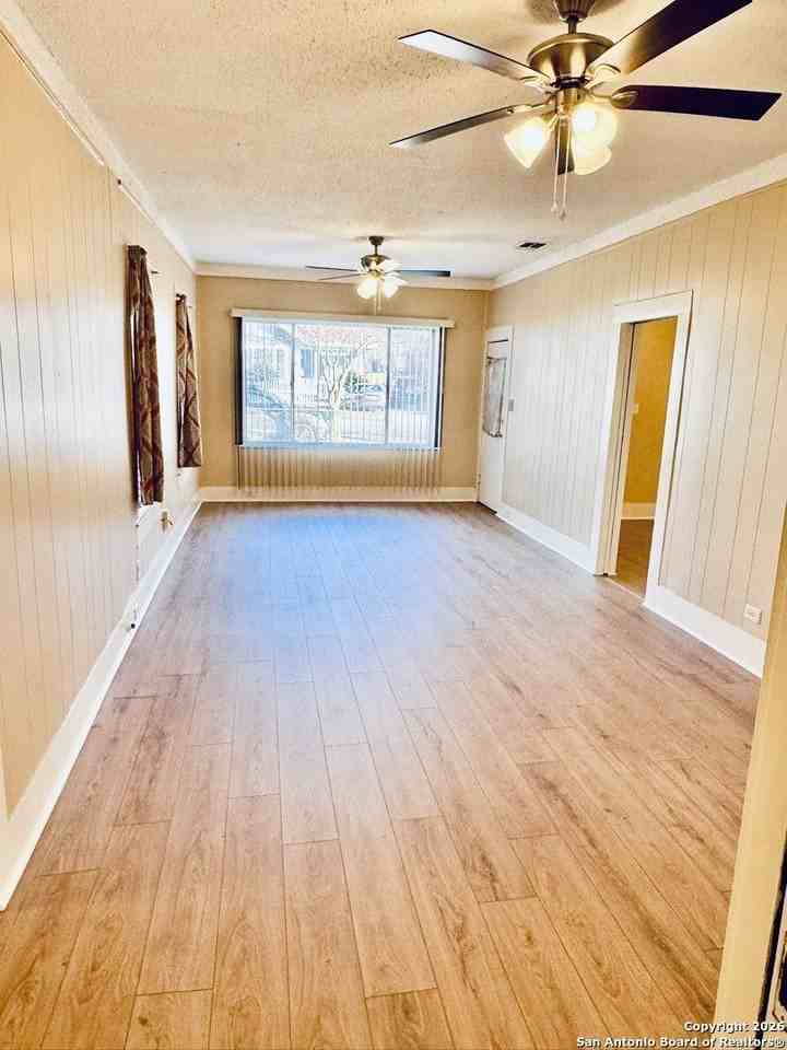 1722 W French Pl - Photo 6 of 28