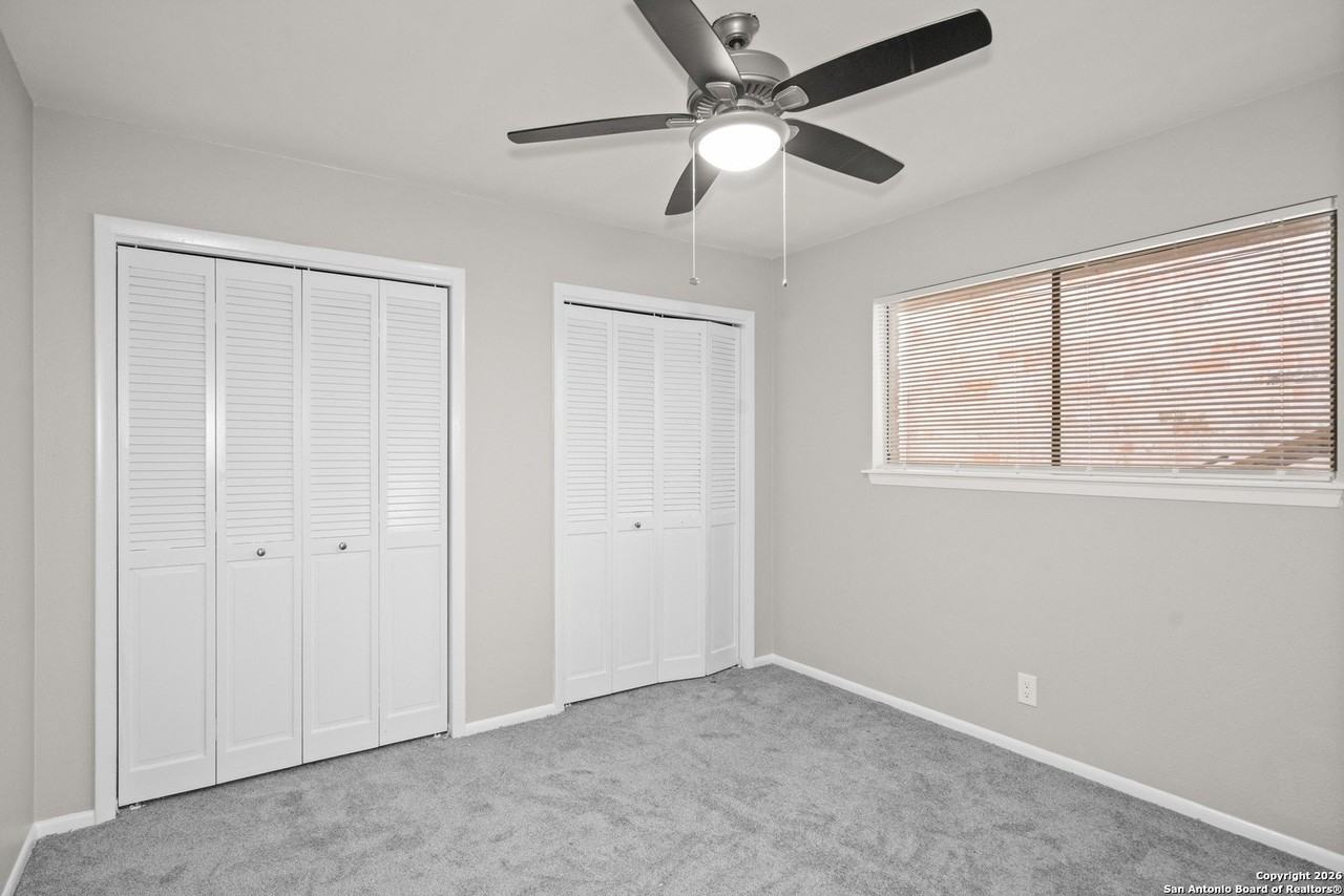 5834 Winding Ridge Dr - Photo 5 of 20