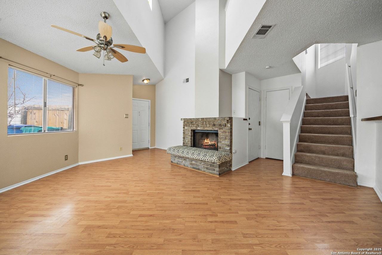 3203 Stoney Sq - Photo 7 of 21