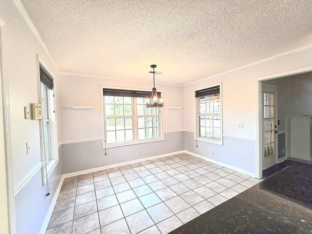 160 Pinnacle Ct - Photo 7 of 43