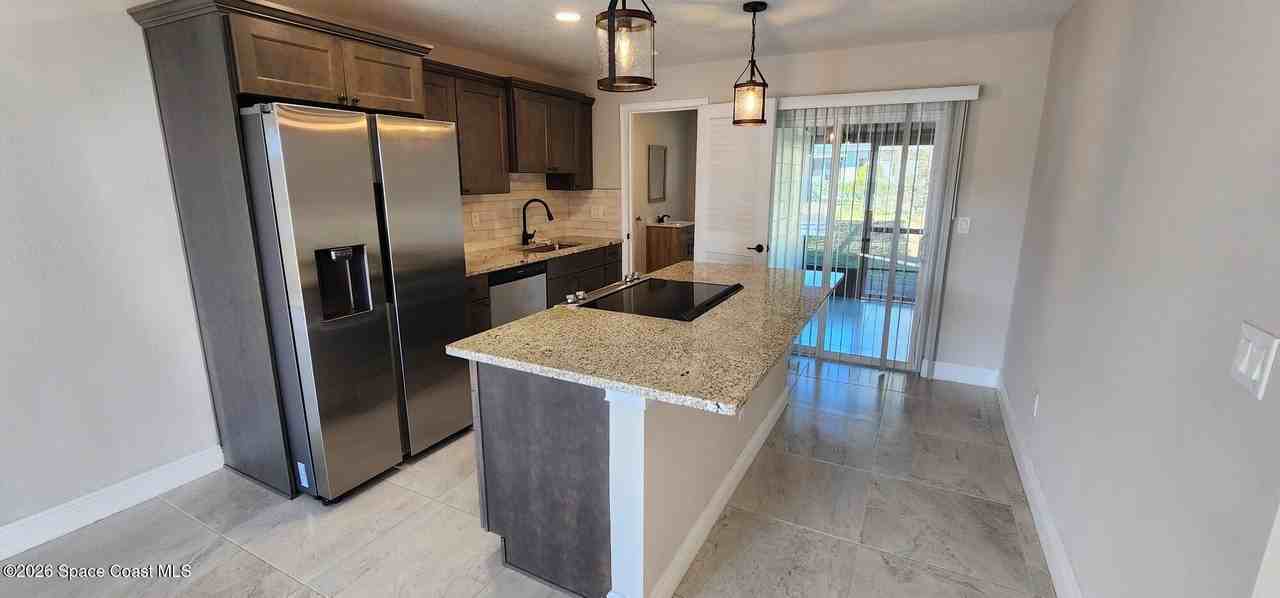 2442 Mercury Dr - Photo 5 of 18