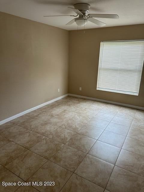 1105 Santa Cruz Ave - Photo 7 of 14