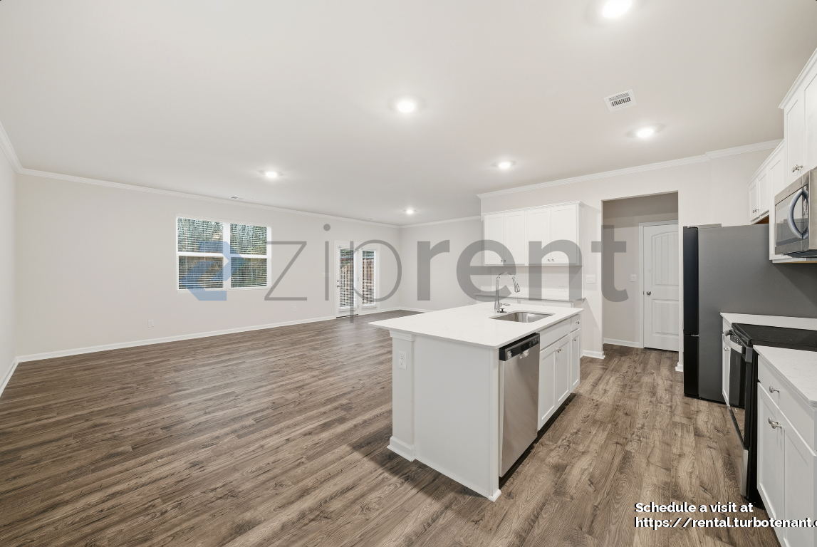 2438 Bayberry St - Photo 6 of 28