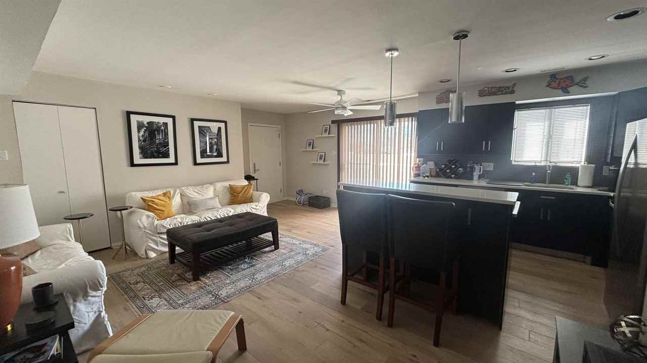 21 S Madison Ave - Photo 3 of 12