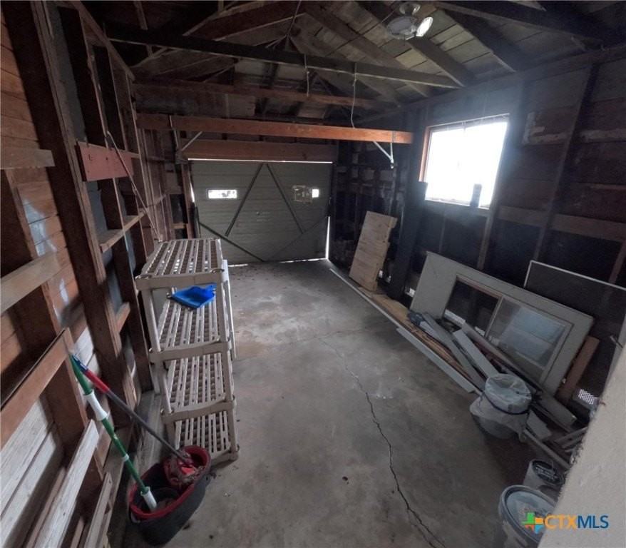 218 N 4th - Photo 4 of 19