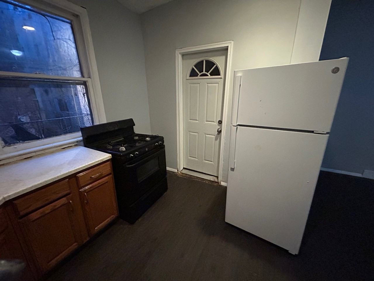 4545 N Hicks St #1 - Photo 7 of 18