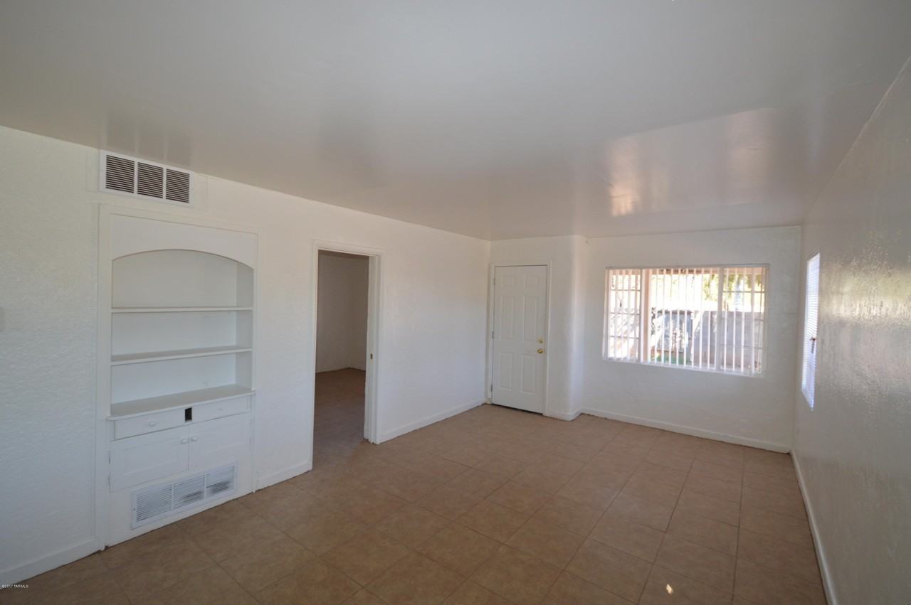 310 E Mohave Rd Unit 1 #1 - Photo 4 of 11