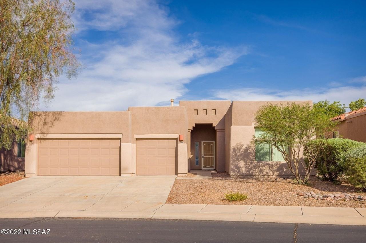 8418 N Sunny Rock Ridge Dr - Photo 4 of 26