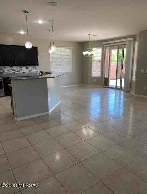 3411 W Tailfeather Dr - Photo 6 of 35