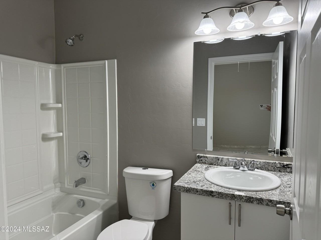 2581 E Pinal Vis Unit 1 #1 - Photo 4 of 47