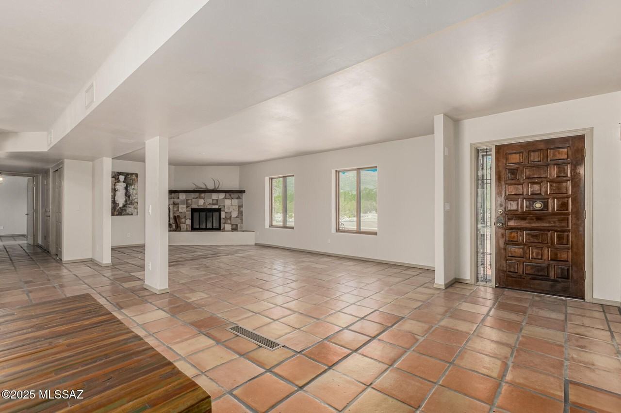 3901 N Smokey Topaz - Photo 5 of 40