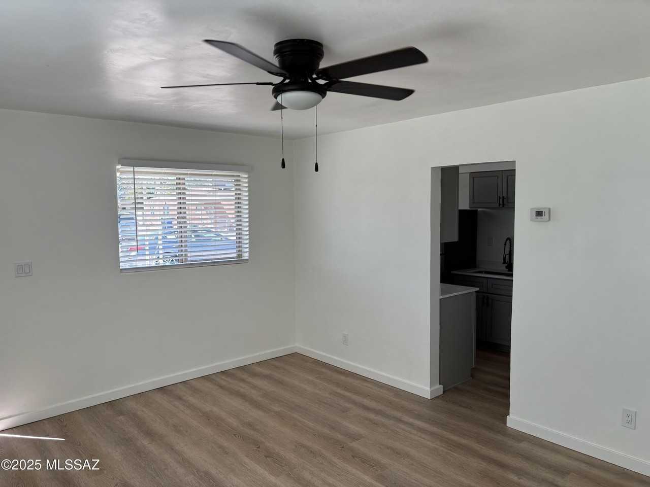 4541 E 18th St - Photo 3 of 12