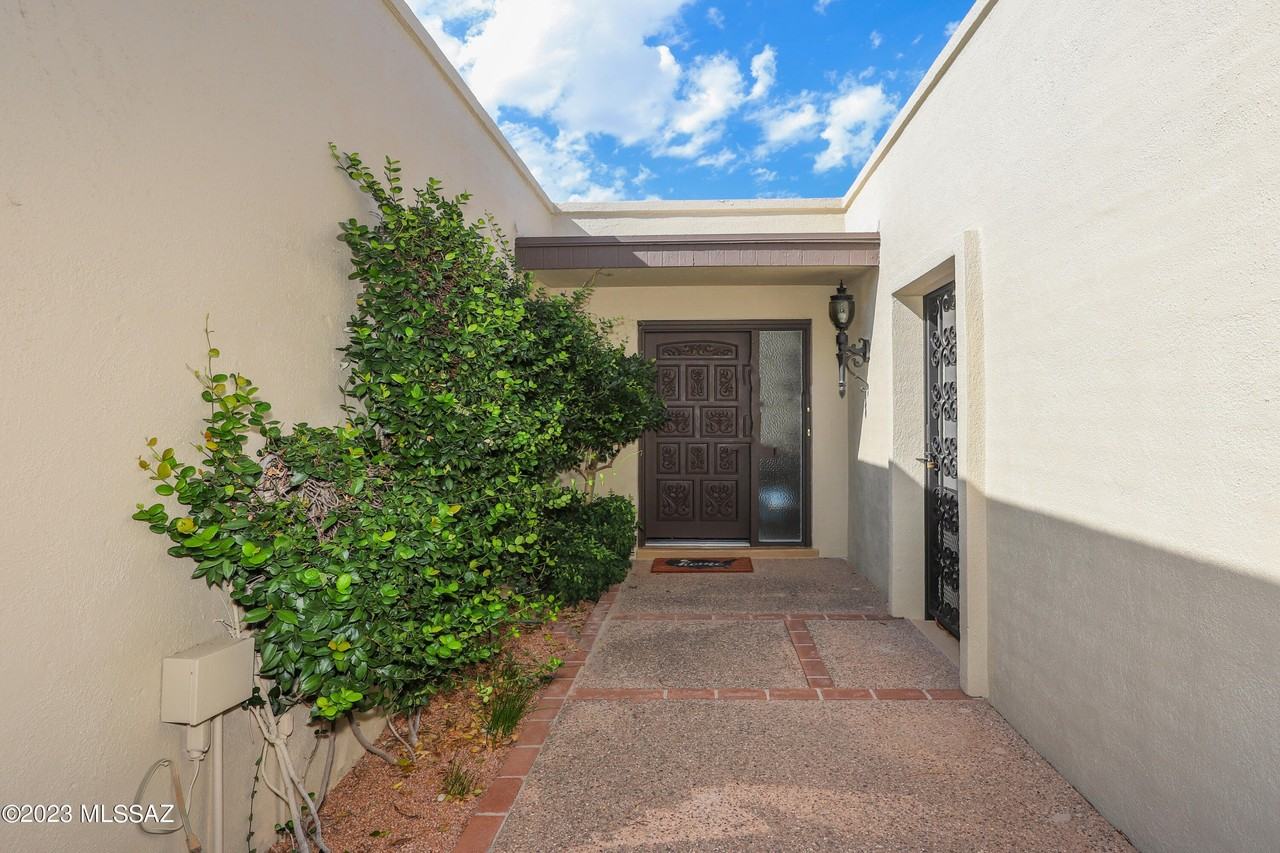 2791 W Casas Cir - Photo 3 of 39