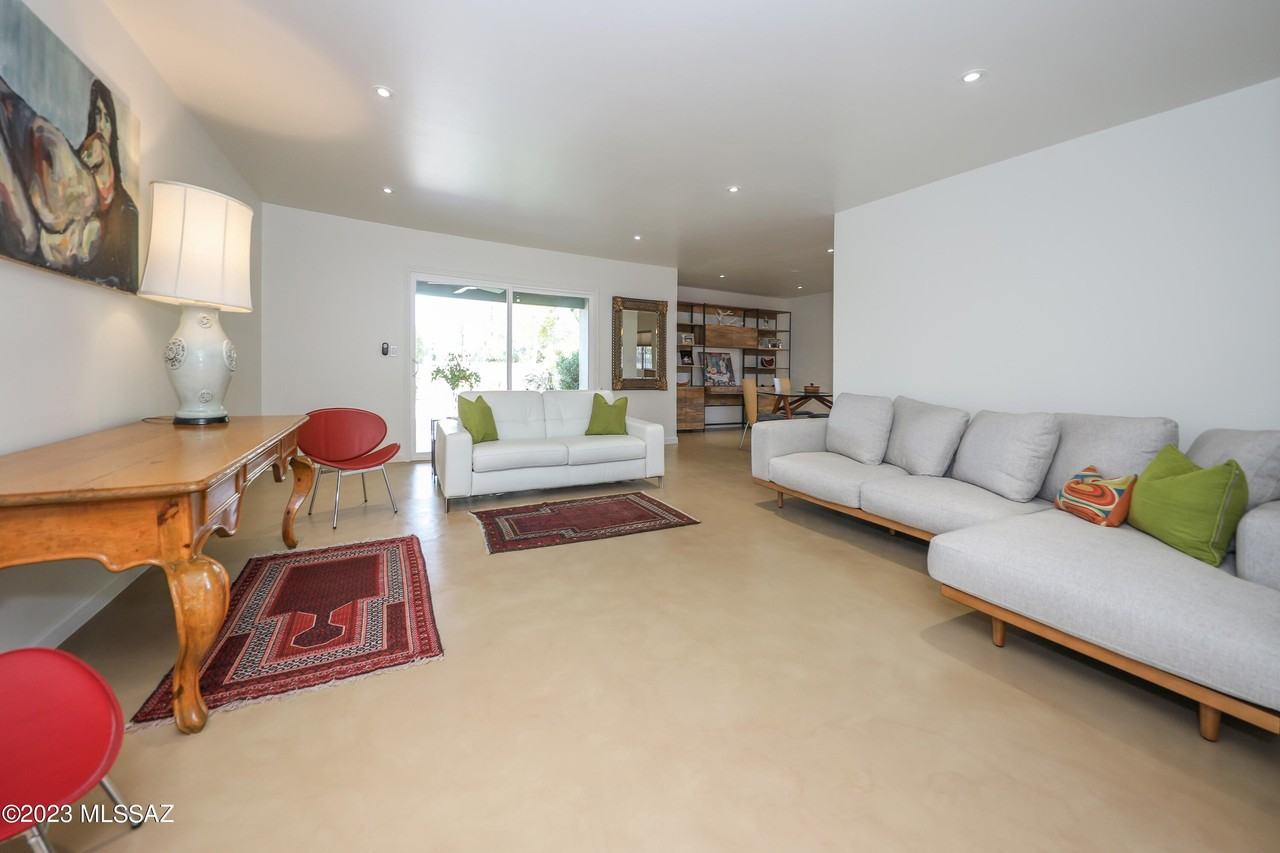 2791 W Casas Cir - Photo 4 of 39