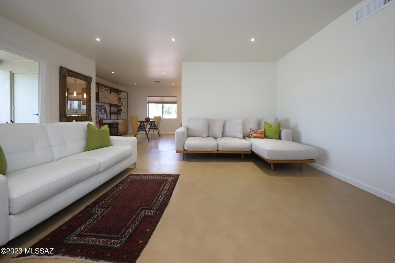 2791 W Casas Cir - Photo 7 of 39